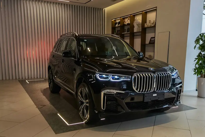 整車貼膜：貼車衣的膠水決定貼車衣的質(zhì)量嗎？